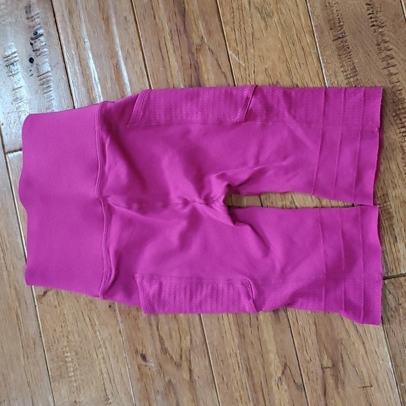 Free People Prajna movement + SculptKnit by fabletics short bundle - Picture 6 of 9